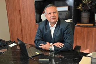 Para Elmar Juan Passos Varjão Bomfim, o planejamento estratégico em obras públicas é essencial para garantir eficiência, segurança e durabilidade em cada etapa do projeto.